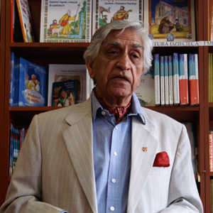 Dr Peter Raina